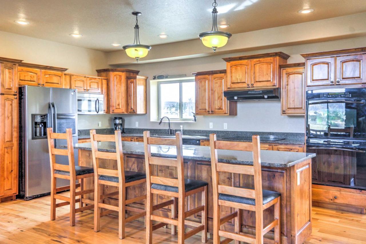 Rustic Bryce Canyon Home With Deck On Sevier River! Hatch Exterior photo